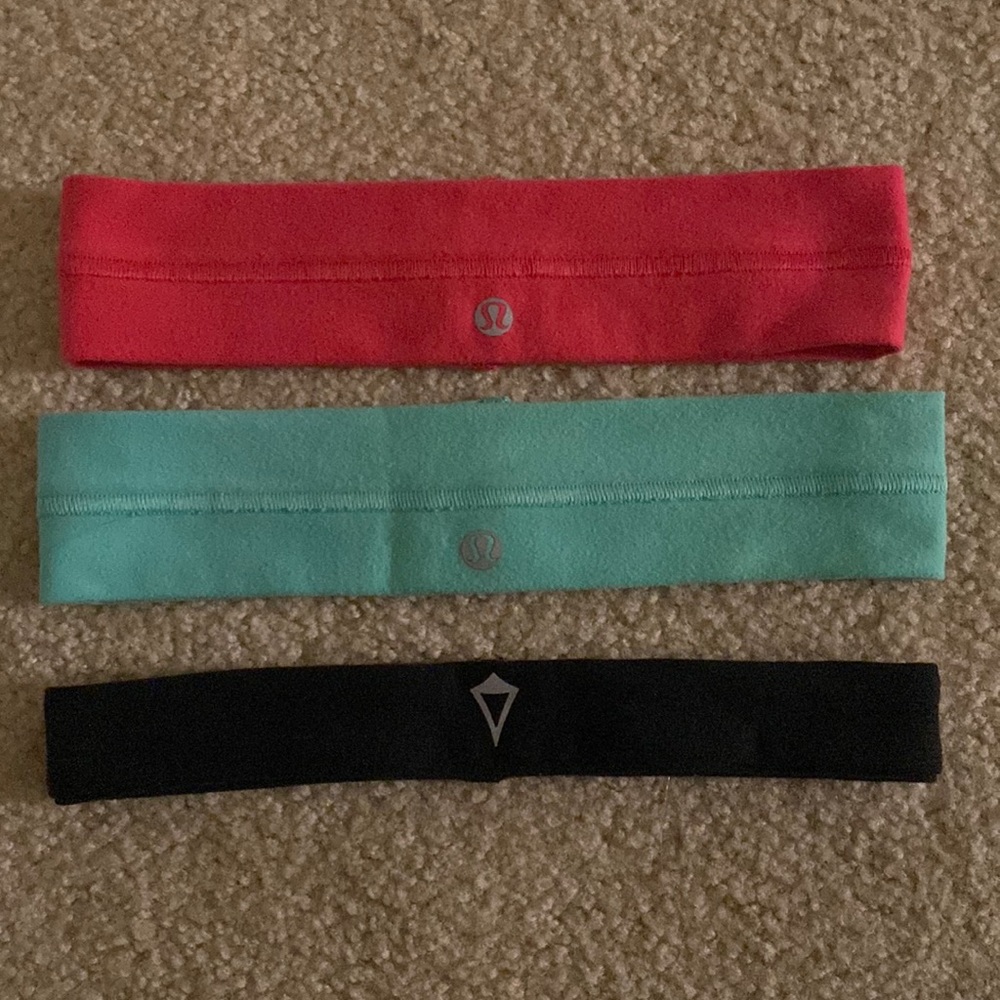 VERY GENTLY USED LULULEMON HEADBANDS